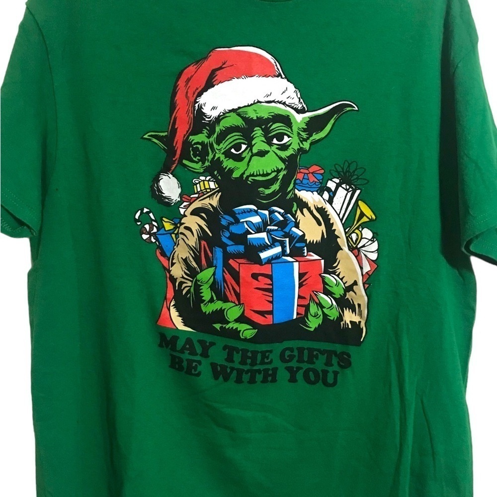 Star Wars Fifth Sun Christmas Tee Shirt Large